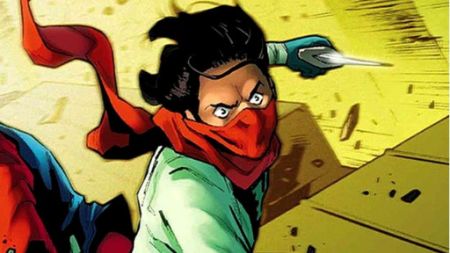 Kareem using a dagger in Comics